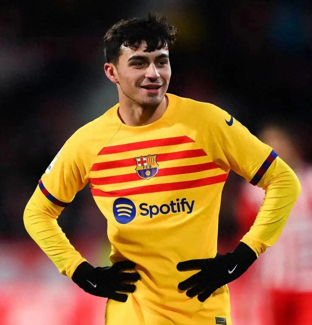 关于转会期国王杯传出新动向，葡萄牙体育更衣室发声，管理层表态：赛场秩序良好，年轻球员得到机会的信息