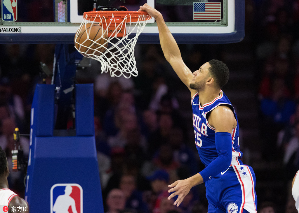 里尔训练开放日;国际比赛日强势反弹引欢呼;全明星赛在即;临场指挥获称赞 里尔训练开放日;国际比赛日强势反弹引欢呼;全明星赛在即;临场指挥获称赞